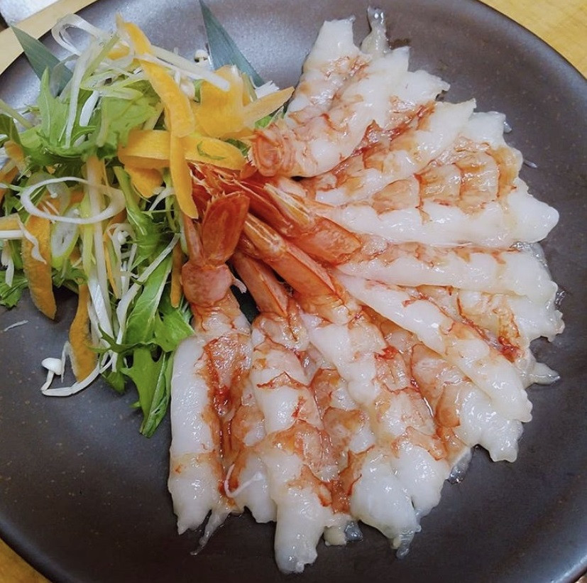 うに・えびしゃぶが人気の居酒屋になりたいですね